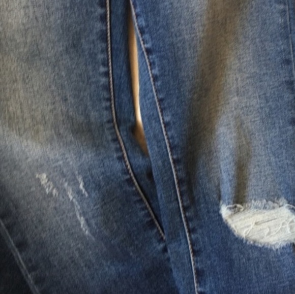 bebe Jeans rhinestone pockets NWT - Picture 6 of 8